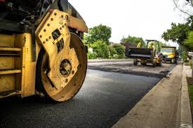 Best Driveway Maintenance Services  in New Middletown, OH